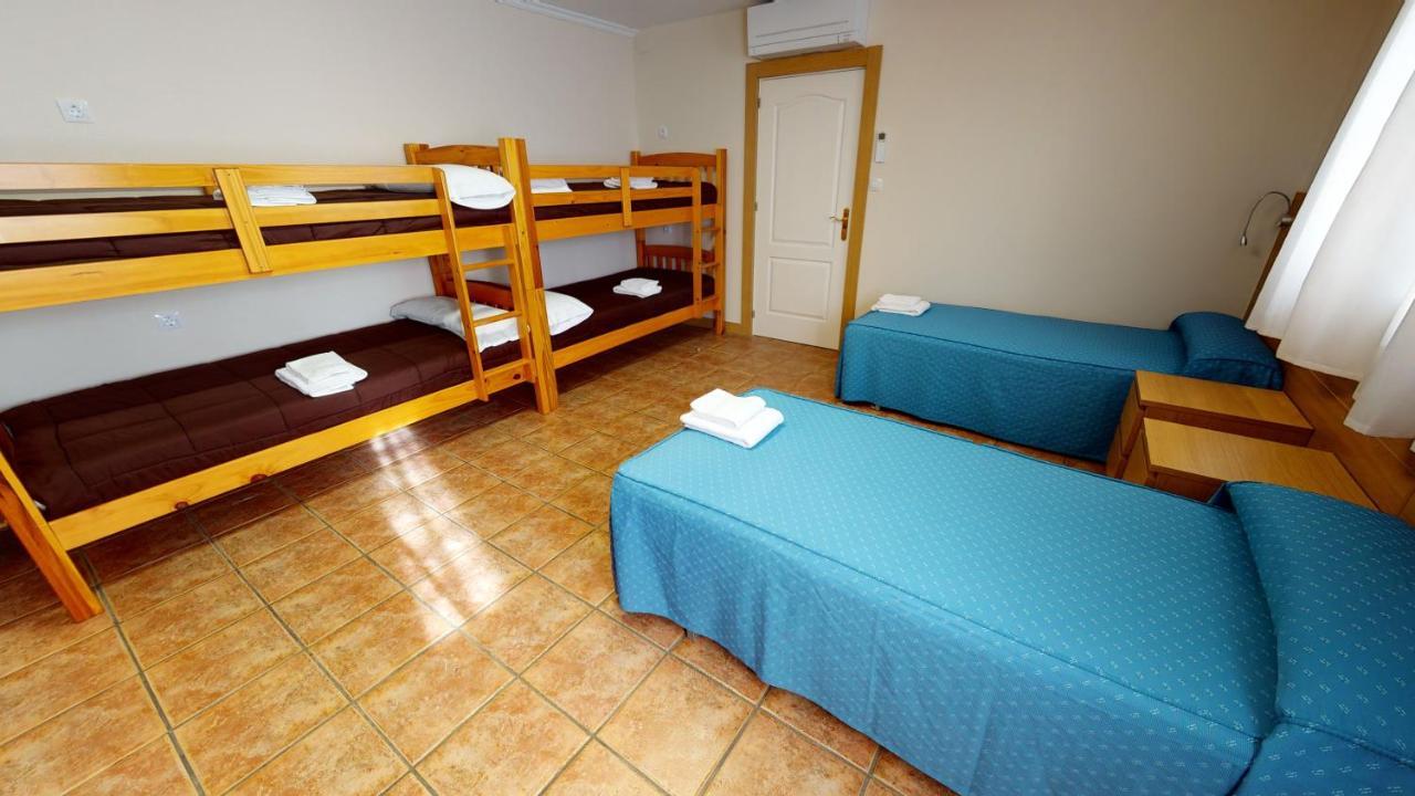 Pensión Portomiño Portomarín Quarto foto